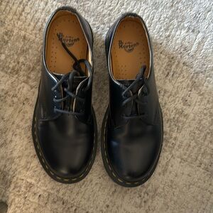 Doc Dr Martens lace up shoes